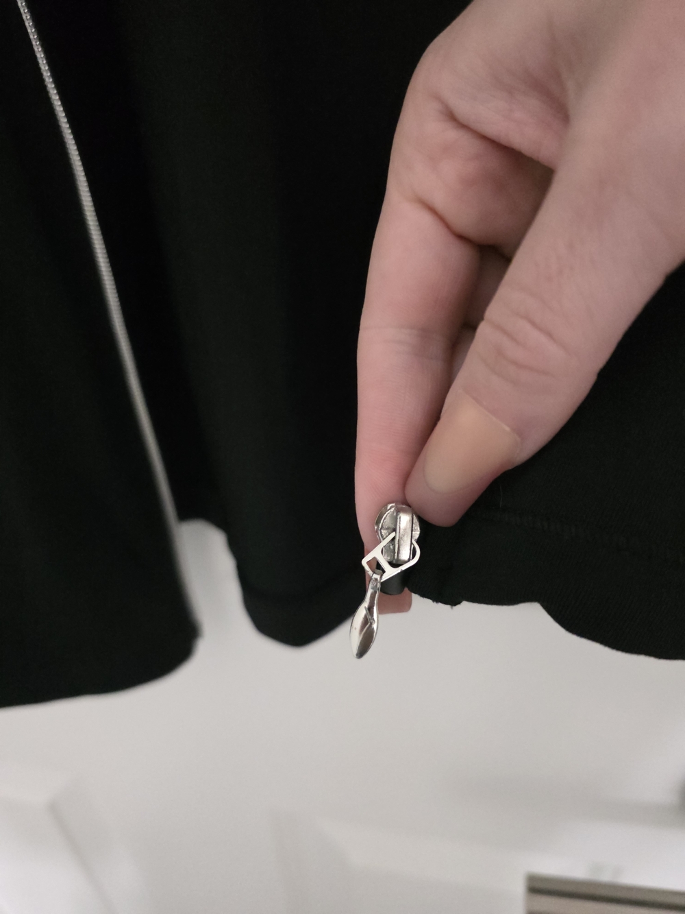 Mesh Zip-Front Active Jacket - Picture 5 of 9